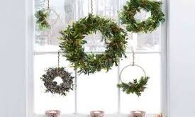 Hanging Wreaths on Windows